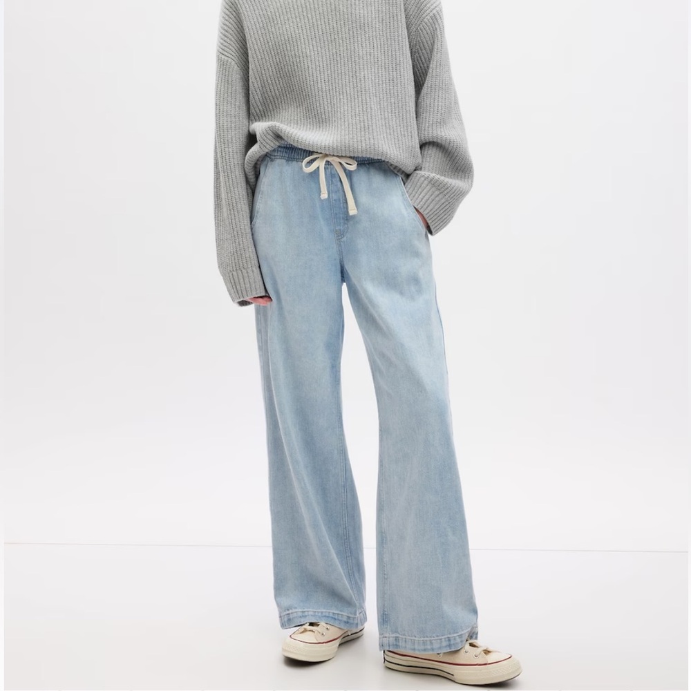 GAP High-Rise Wide Leg Pull on Jeans